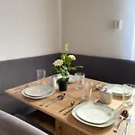 Beatrix Apartment Wagenhub