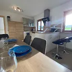 Beatrix Apartment *