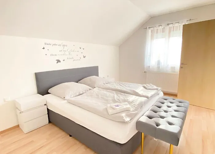 Beatrix Apartment Wagenhub